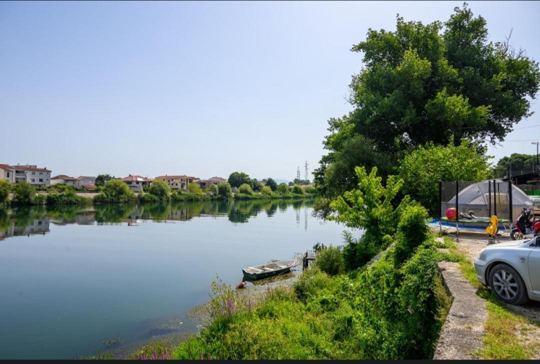 Apartmani Boras Metković Exterior foto